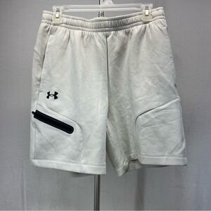 Under Armour Men's Loose Unstoppable Light Gray Athletic Shorts Medium